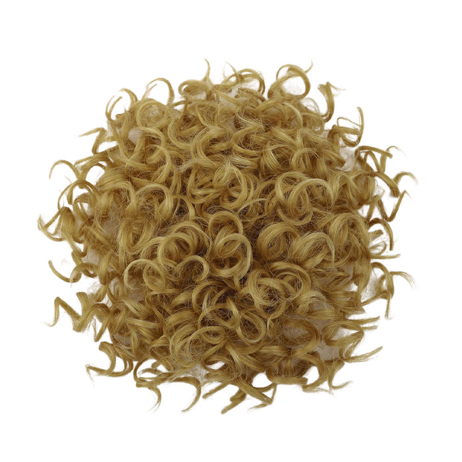 Chignon court bouclé avec cordon de serrage élastique