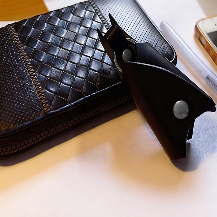 🔥Offre spéciale Noël à durée limitée : 50 % DE RÉDUCTION !!!🔥🦇Porte-monnaie en cuir fait main en forme de chauve-souris