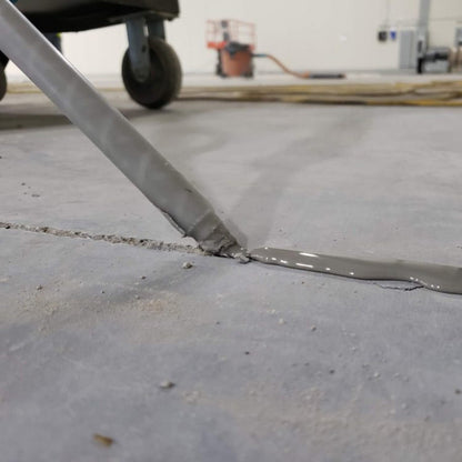 💥Nouveau revêtement imperméable en matériau polymère pour sceller les fissures (ACHETEZ PLUS ÉCONOMISEZ PLUS)