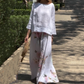 🔥Ensemble deux pièces avec haut uni et pantalon large fleuri🌸