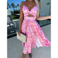 🌸 Soldes -50% sur les nouveautés 💖 Robe rose sans manches à motifs floraux, taille cintrée et décolleté en V