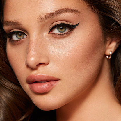 👁️Ombre à paupières et eye-liner 2 en 1 avec pinceau mélangeur