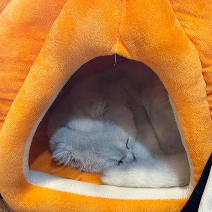 Lit semi-fermé chaud et douillet pour animaux de compagnie