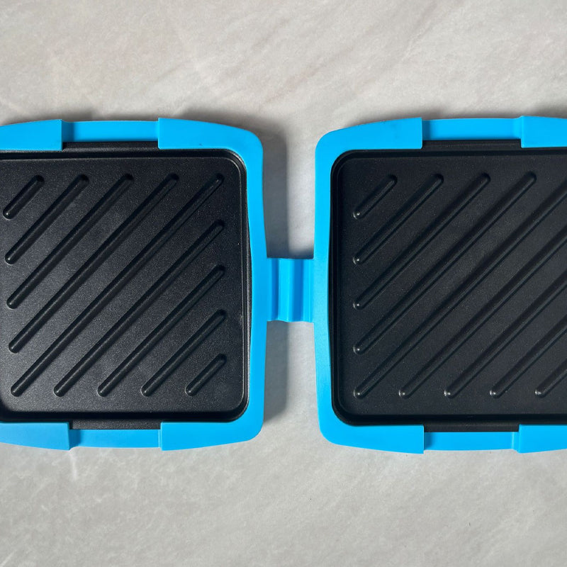 🎁 50% DE RÉDUCTION ! 💥 Four à Micro-ondes, Grille-Pain & Appareil à Sandwich 3-en-1 – Silicone + Métal – Surface Antiadhésive & Lavable au Lave-Vaisselle pour Cuisine Compacte 🔥🥪