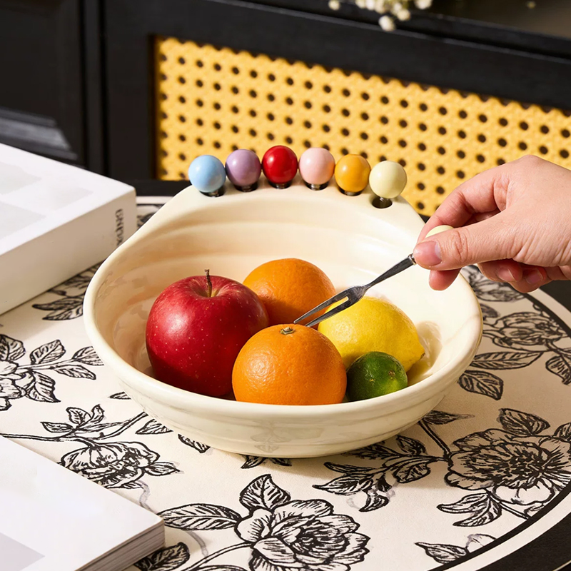 Bol à collations en forme de pied ludique avec fourchettes à fruits intégrées